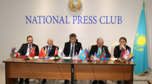 media-kazakistan-da-turk-dunyasi-gazetecilerinden-tarihi-bulusma