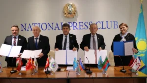 media-kazakistanda-turk-dunyasi-gazetecilerinden-tarihi-bulusma-1